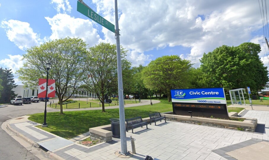 Photo of the corner of Leslie Street and Mount Albert road with the Civic Centre